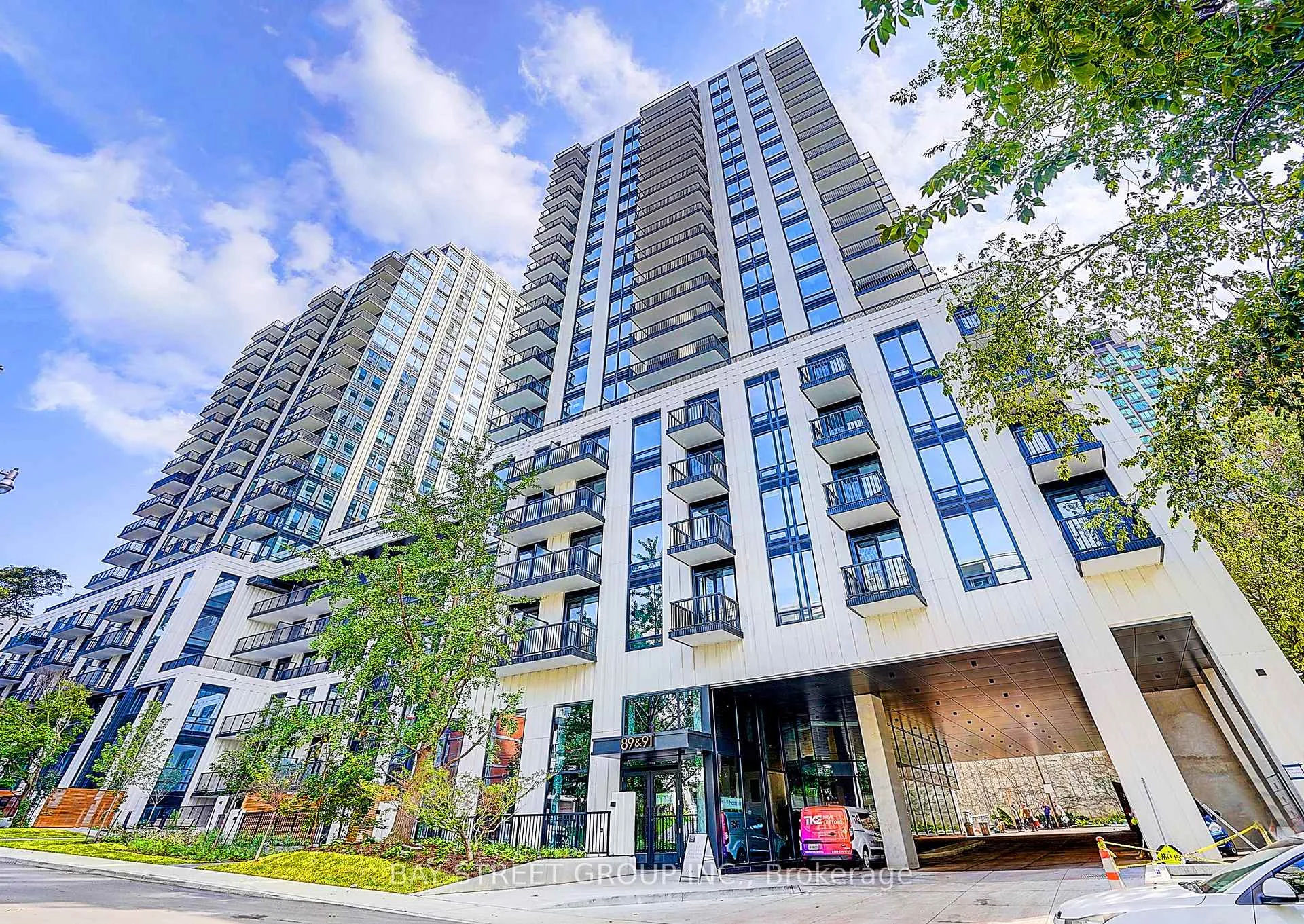 Front of Unit 1106, 91 Montclair Avenue