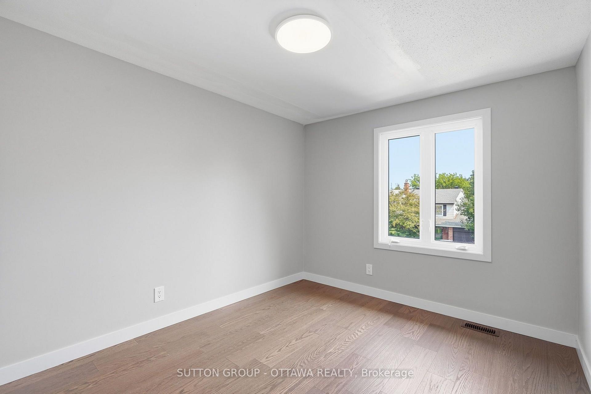 Photo 20 of 178 Mcclellan Road, Ottawa, Sheahan Estates/Trend Village — HOMEH