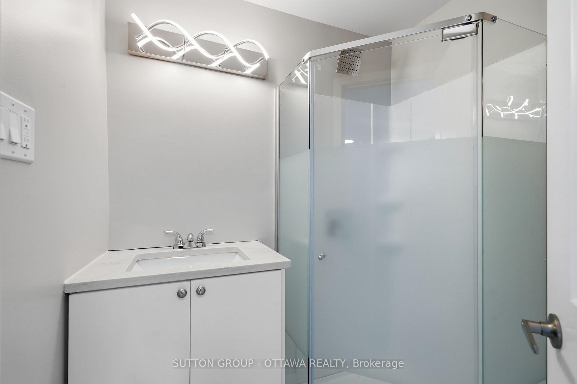 Photo 25 of 178 Mcclellan Road, Ottawa, Sheahan Estates/Trend Village — HOMEH
