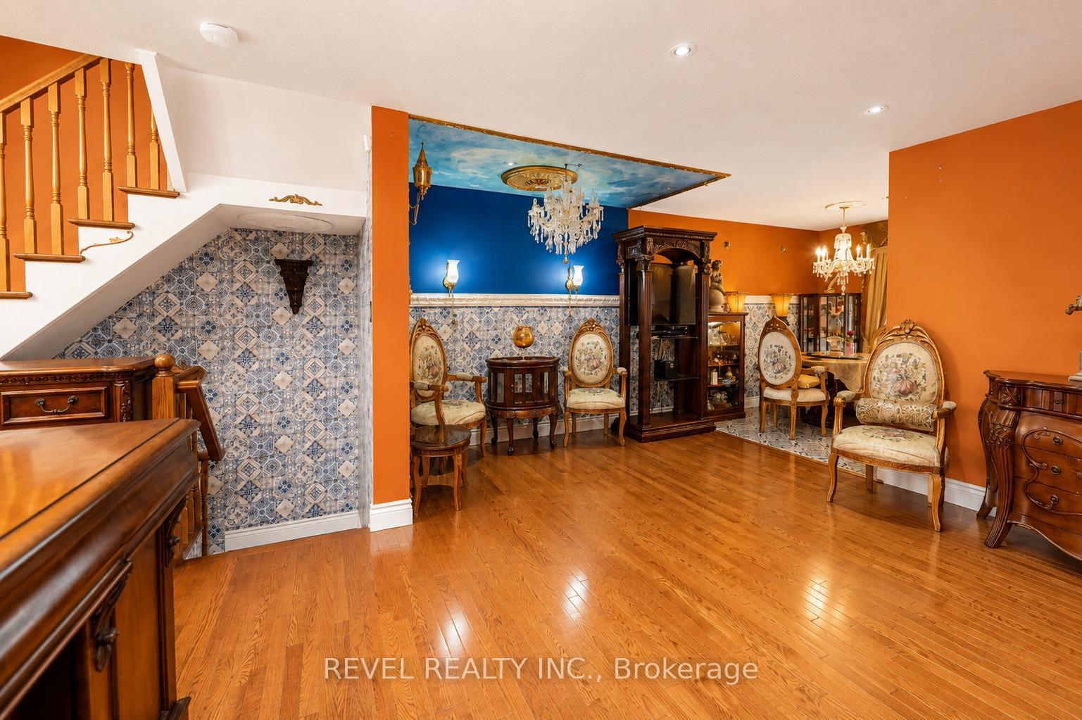 Photo 7 of 218 Macaulay Street E, Hamilton, North End — HOMEH