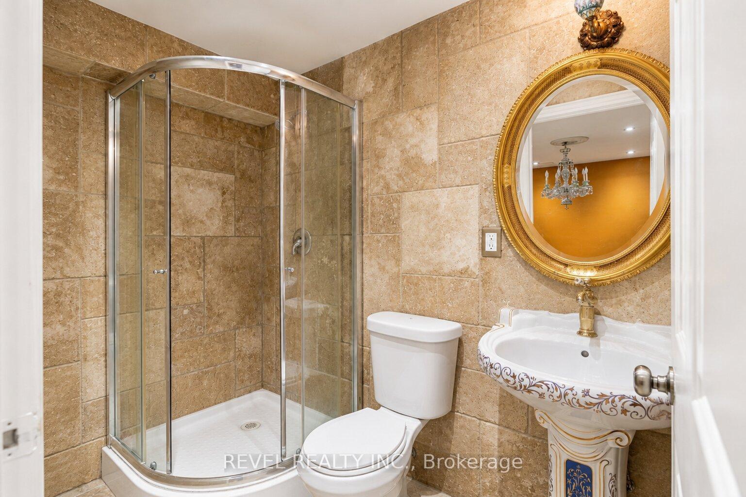 Photo 26 of 218 Macaulay Street E, Hamilton, North End — HOMEH