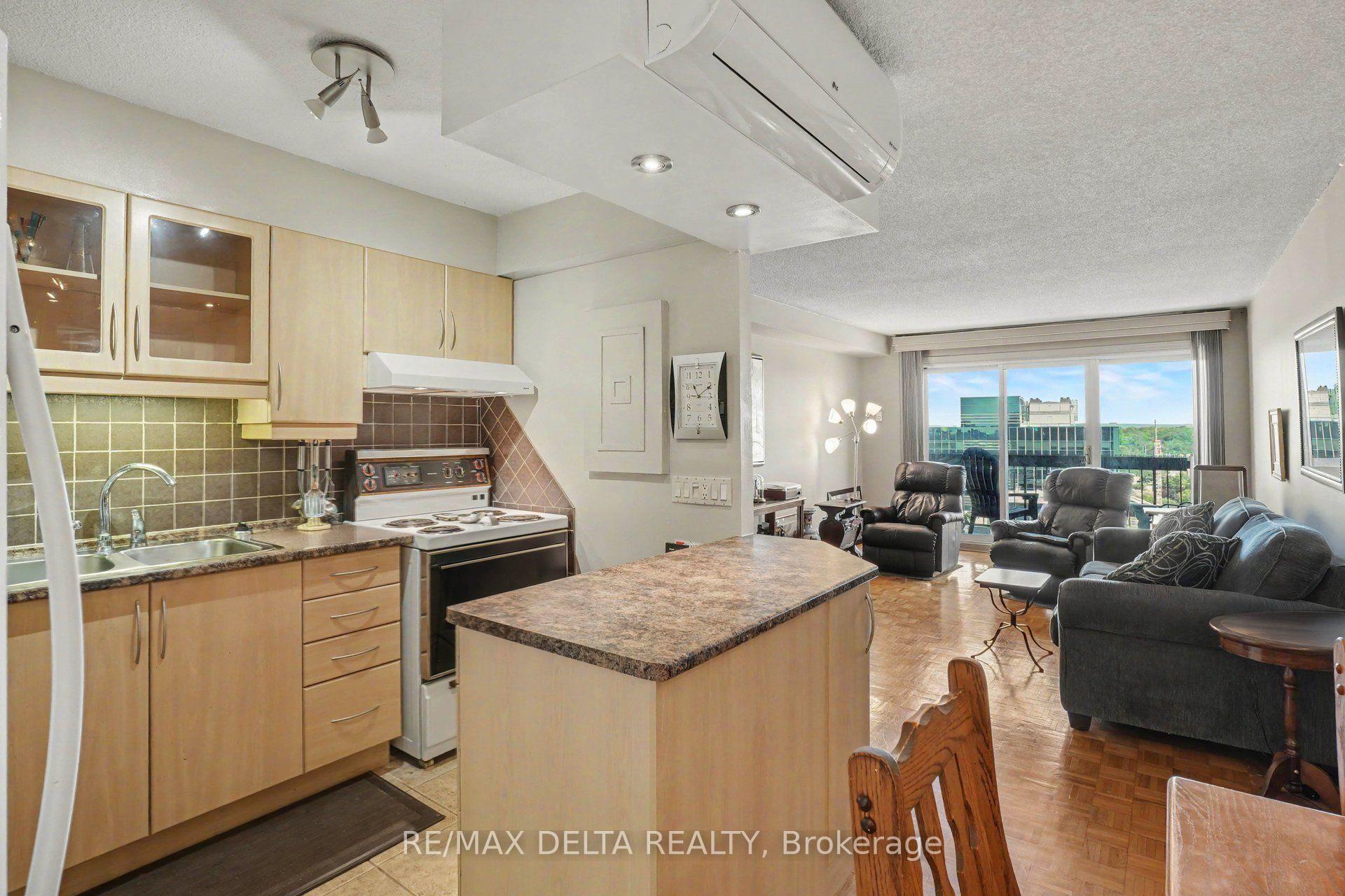 Photo 13 of Unit 1610, 158A Mcarthur Avenue, Ottawa, Vanier — HOMEH