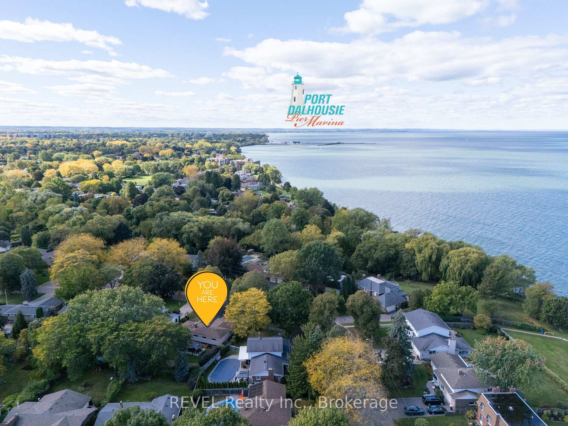 Photo 3 of 34 Royal York Road, St. Catharines, Lakeshore — HOMEH