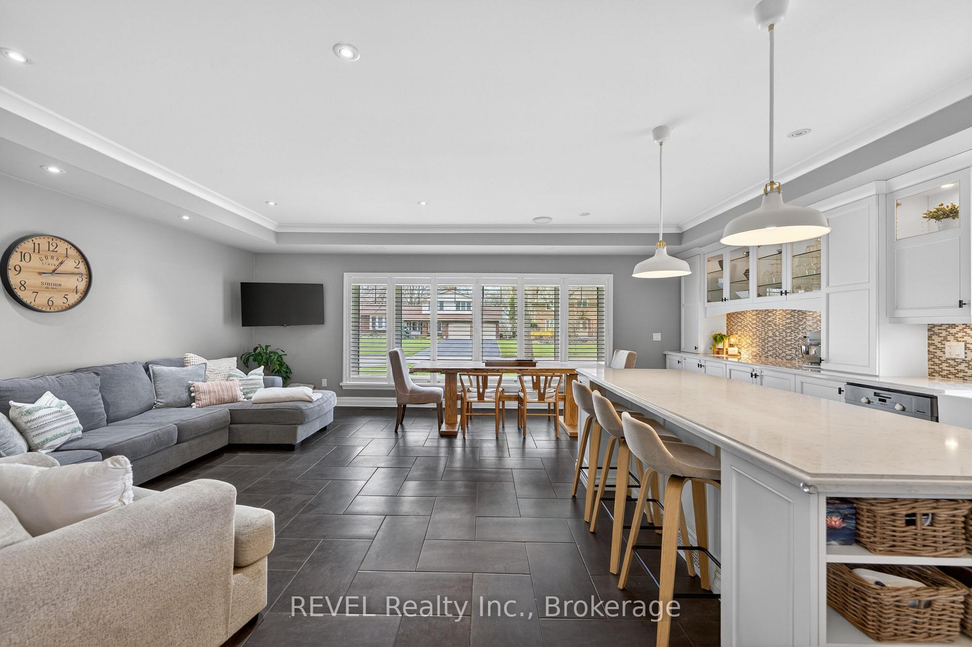 Photo 17 of 34 Royal York Road, St. Catharines, Lakeshore — HOMEH