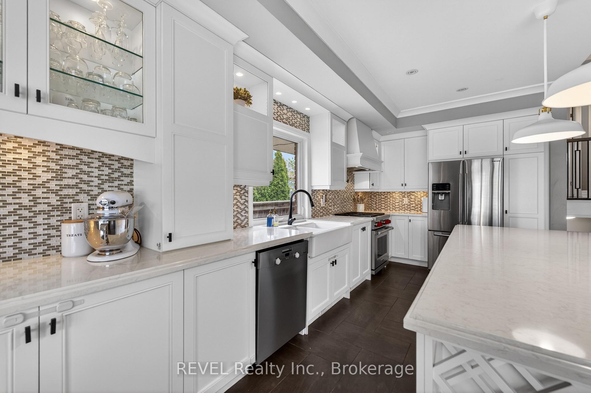 Photo 20 of 34 Royal York Road, St. Catharines, Lakeshore — HOMEH