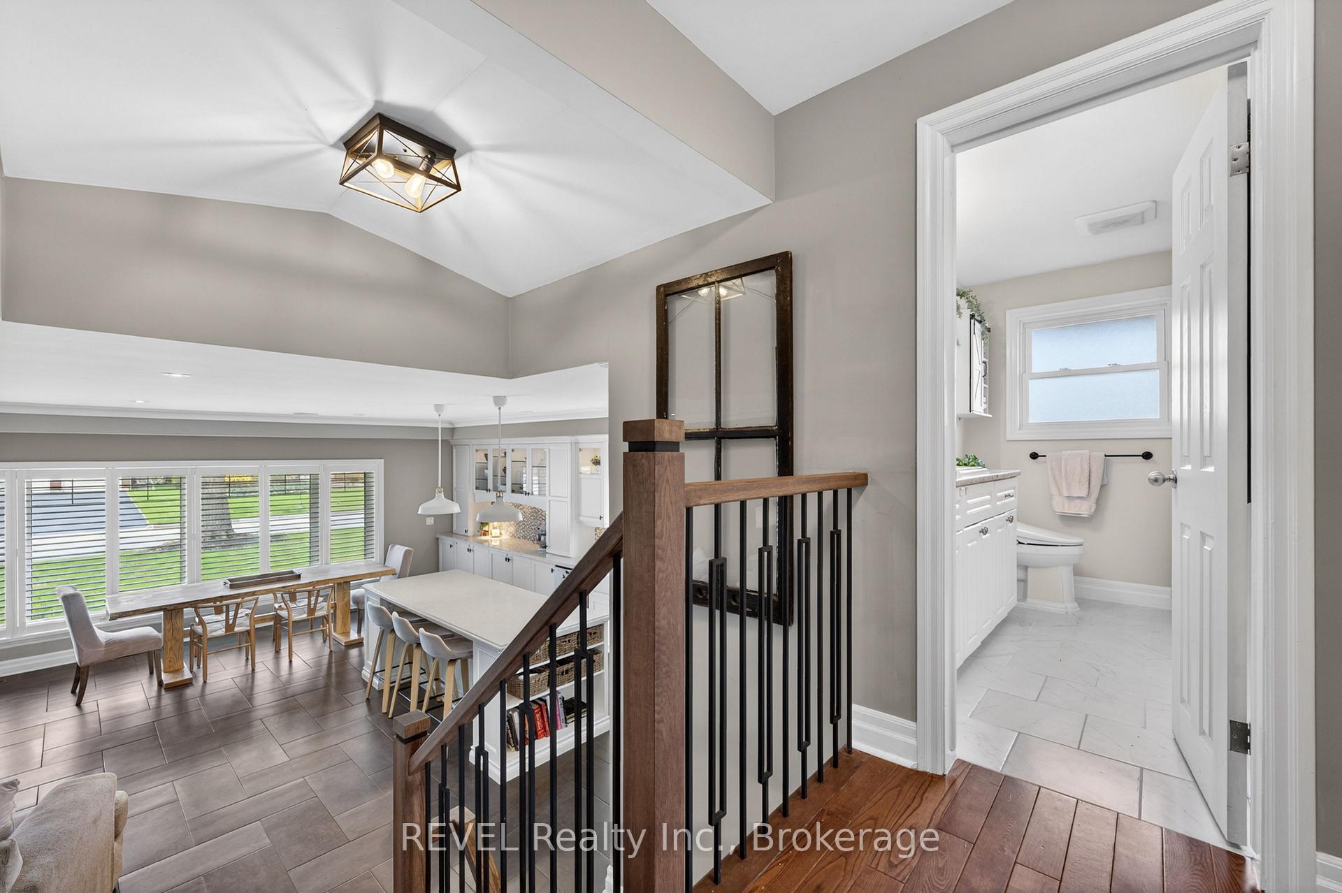 Photo 22 of 34 Royal York Road, St. Catharines, Lakeshore — HOMEH