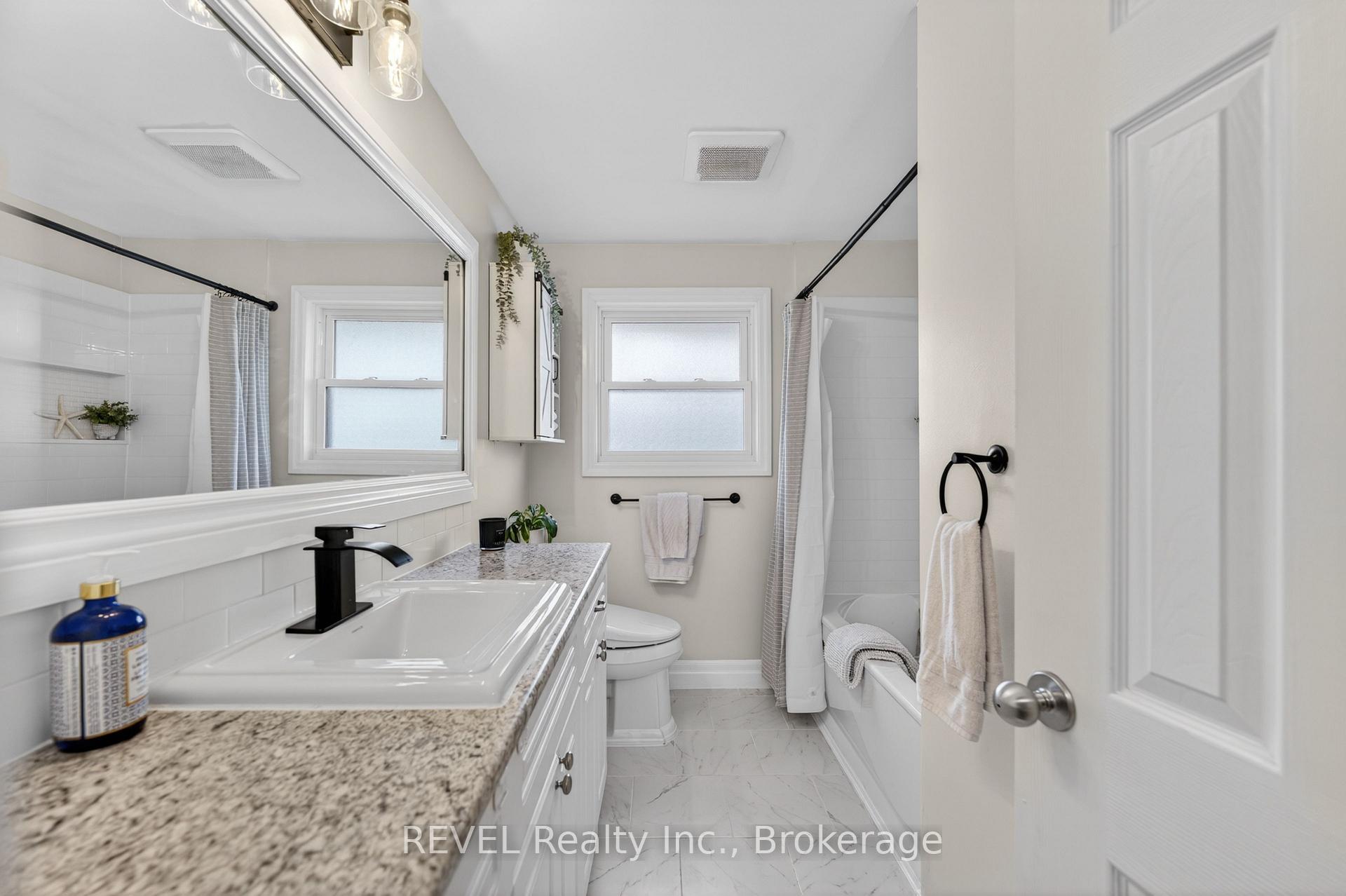 Photo 23 of 34 Royal York Road, St. Catharines, Lakeshore — HOMEH