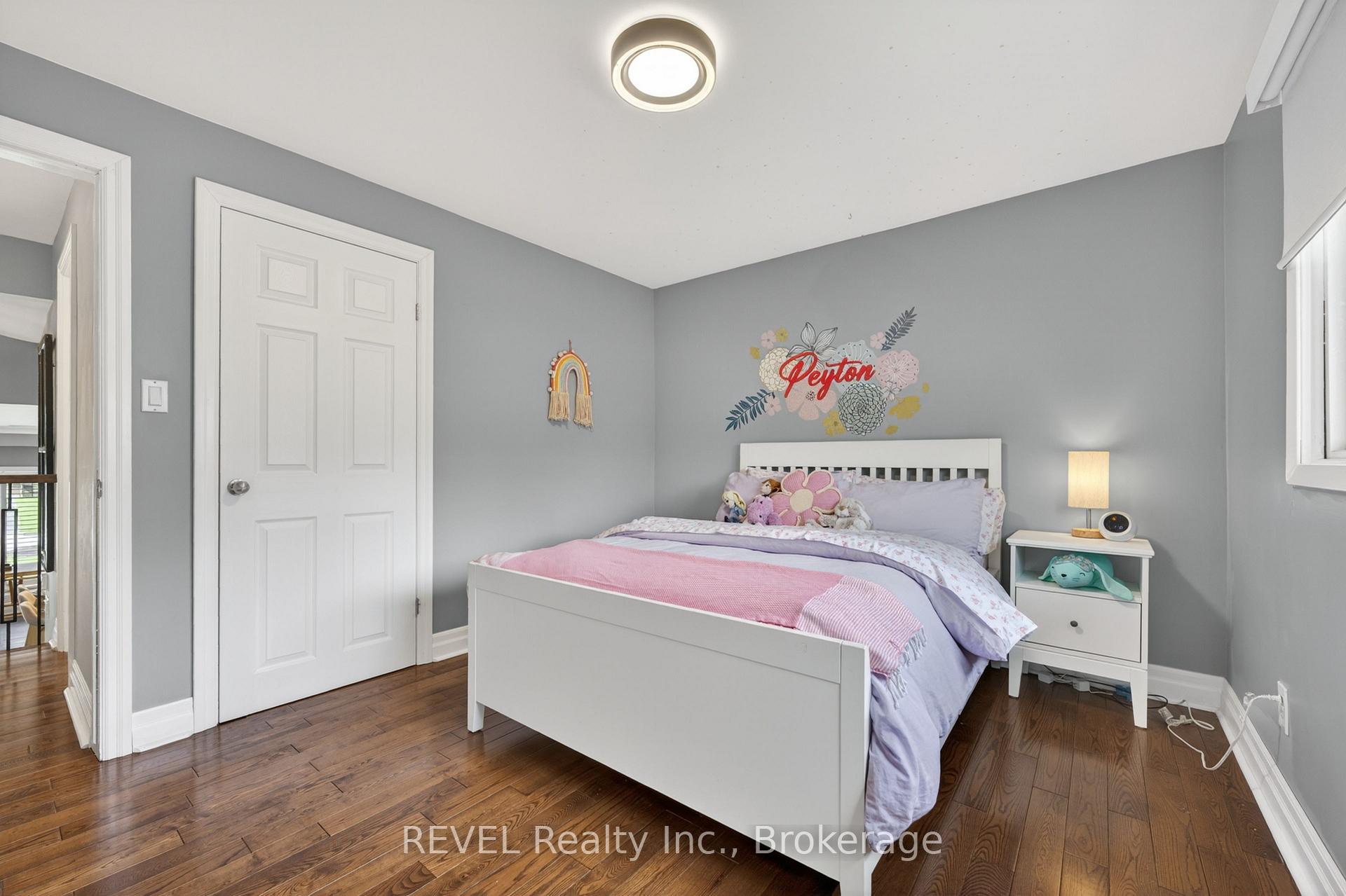 Photo 26 of 34 Royal York Road, St. Catharines, Lakeshore — HOMEH
