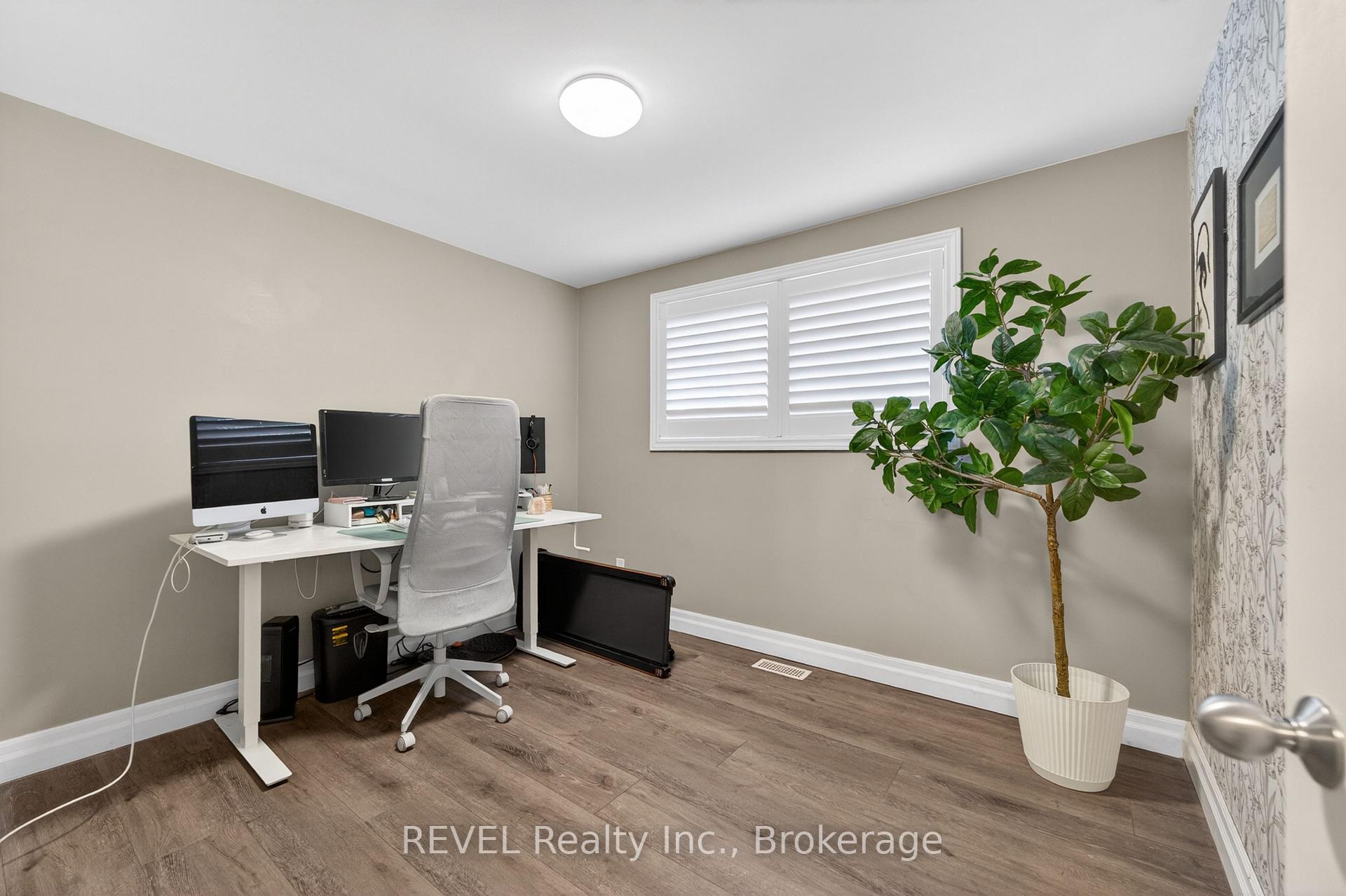 Photo 32 of 34 Royal York Road, St. Catharines, Lakeshore — HOMEH