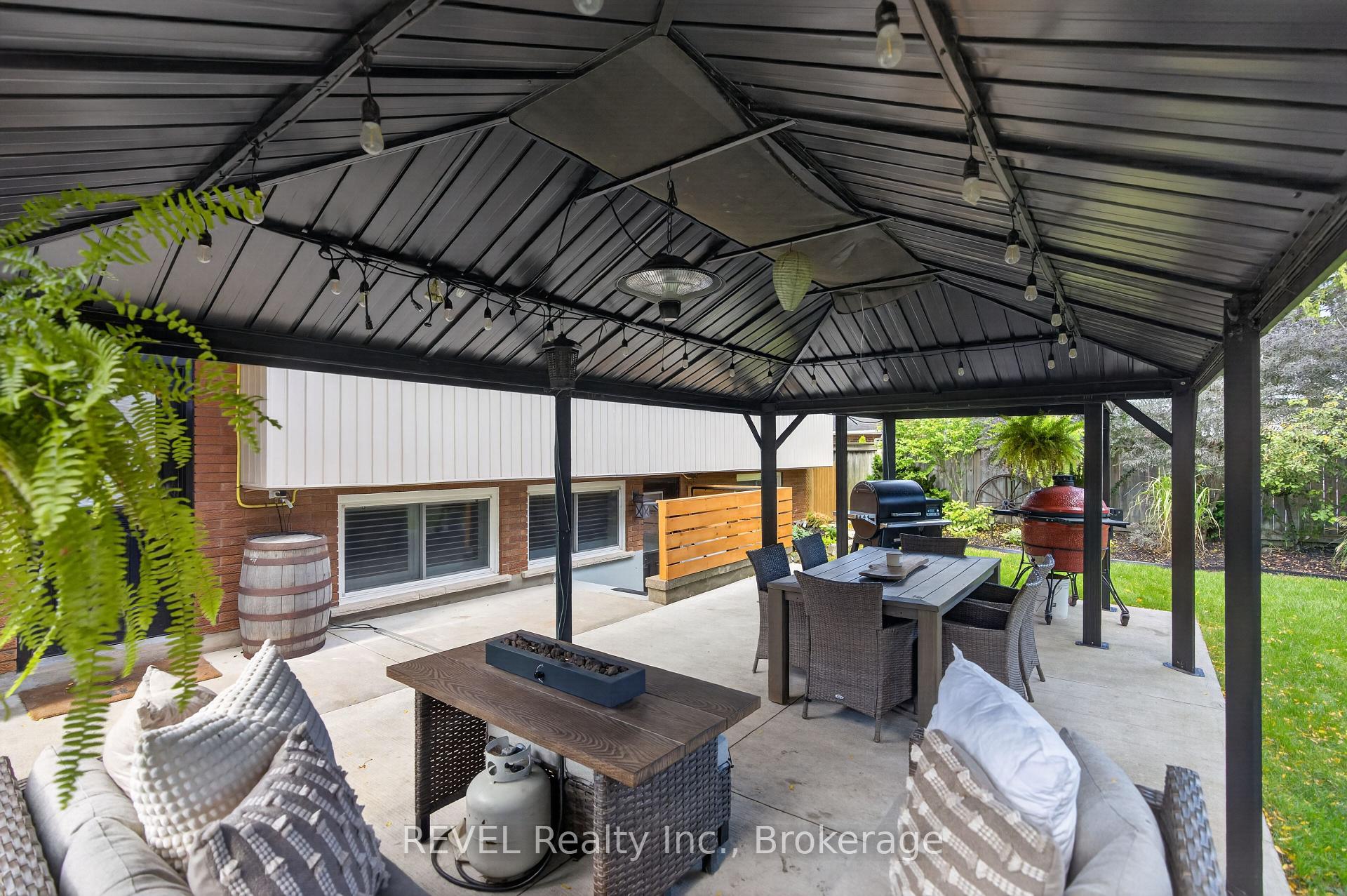 Photo 46 of 34 Royal York Road, St. Catharines, Lakeshore — HOMEH
