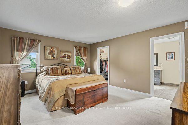 Photo 15 of 8 Upton Court, North Dumfries, Ayr — HOMEH