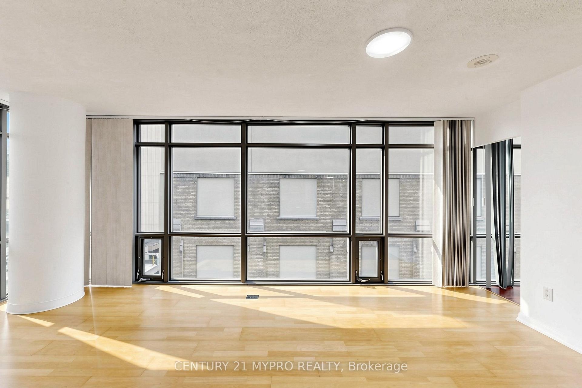 Photo 9 of Unit 708, 38 Grenville Street, Toronto, Bay Street Corridor — HOMEH