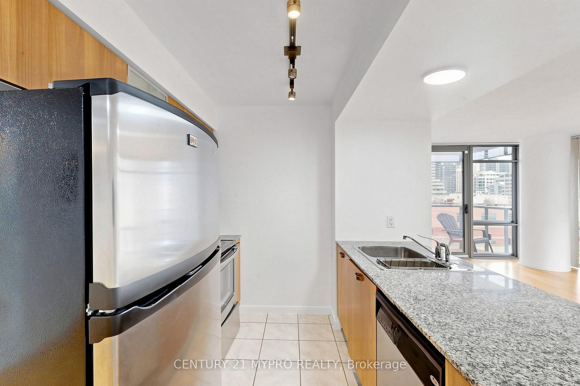 Photo 13 of Unit 708, 38 Grenville Street, Toronto, Bay Street Corridor — HOMEH