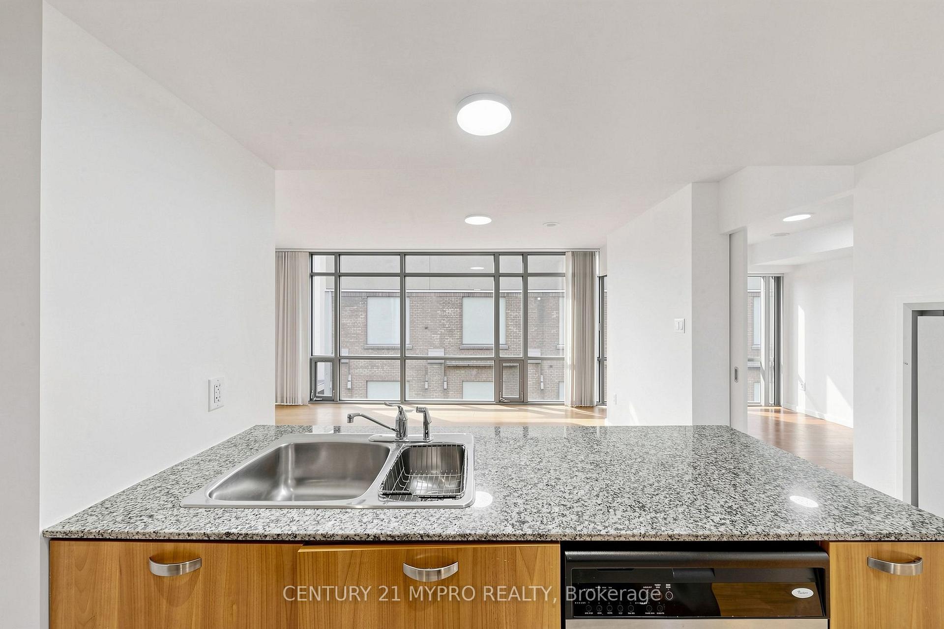 Photo 16 of Unit 708, 38 Grenville Street, Toronto, Bay Street Corridor — HOMEH