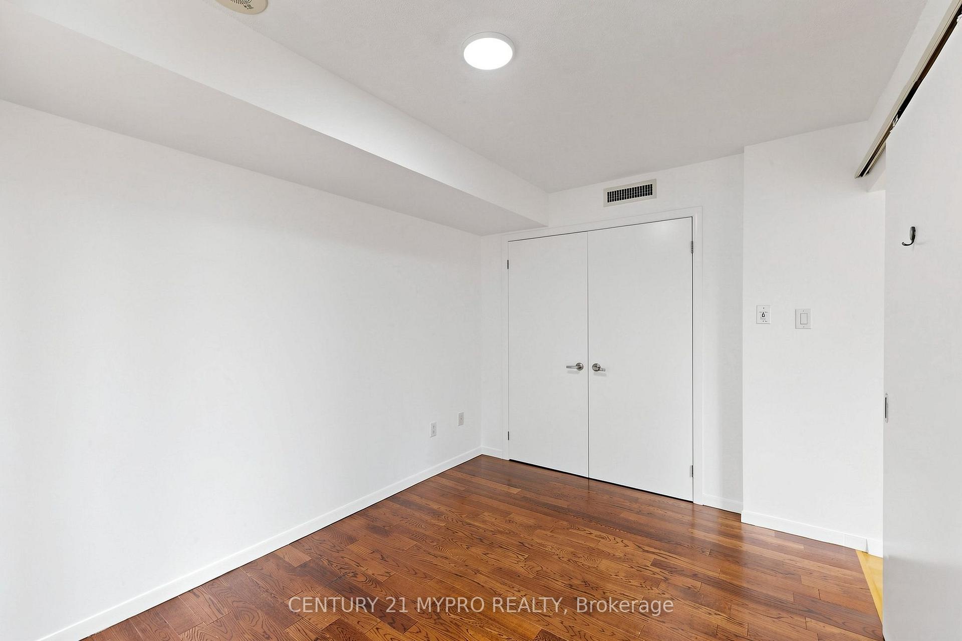 Photo 22 of Unit 708, 38 Grenville Street, Toronto, Bay Street Corridor — HOMEH