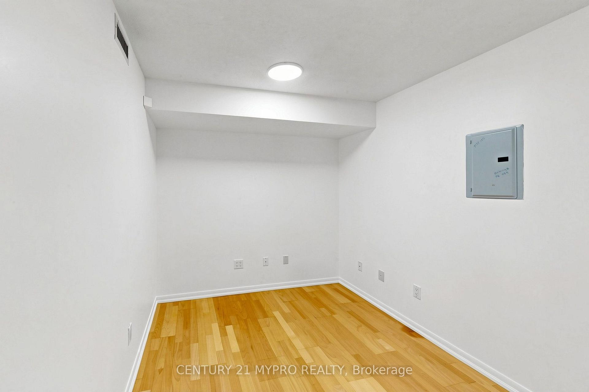Photo 24 of Unit 708, 38 Grenville Street, Toronto, Bay Street Corridor — HOMEH