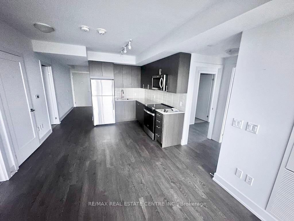 Photo 3 of Unit 1516, 2550 Simcoe Street N, Oshawa, Windfields — HOMEH