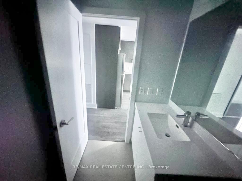 Photo 14 of Unit 1516, 2550 Simcoe Street N, Oshawa, Windfields — HOMEH