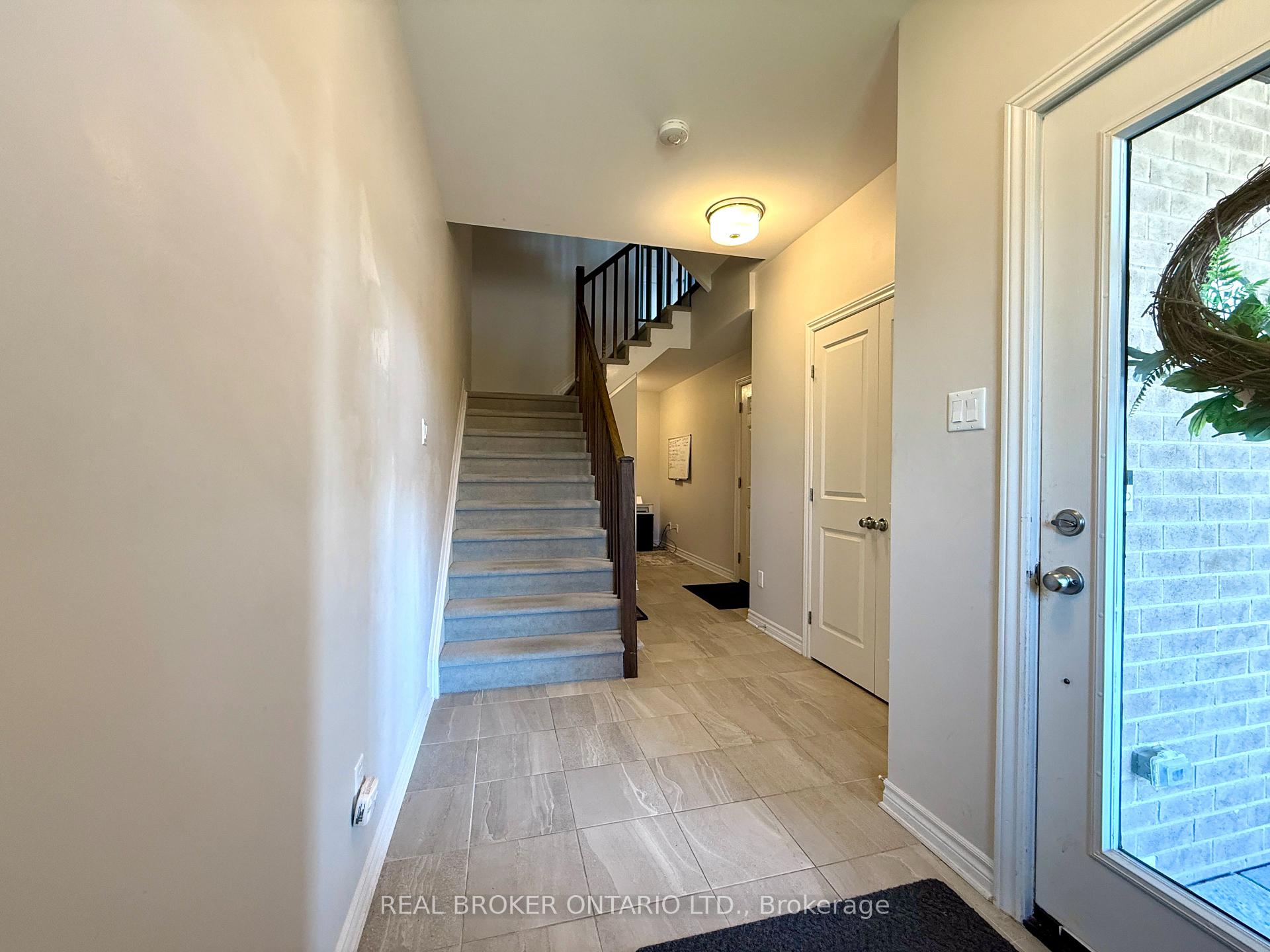 Photo 5 of 511 Stadacone Row, Ottawa, Camelot — HOMEH
