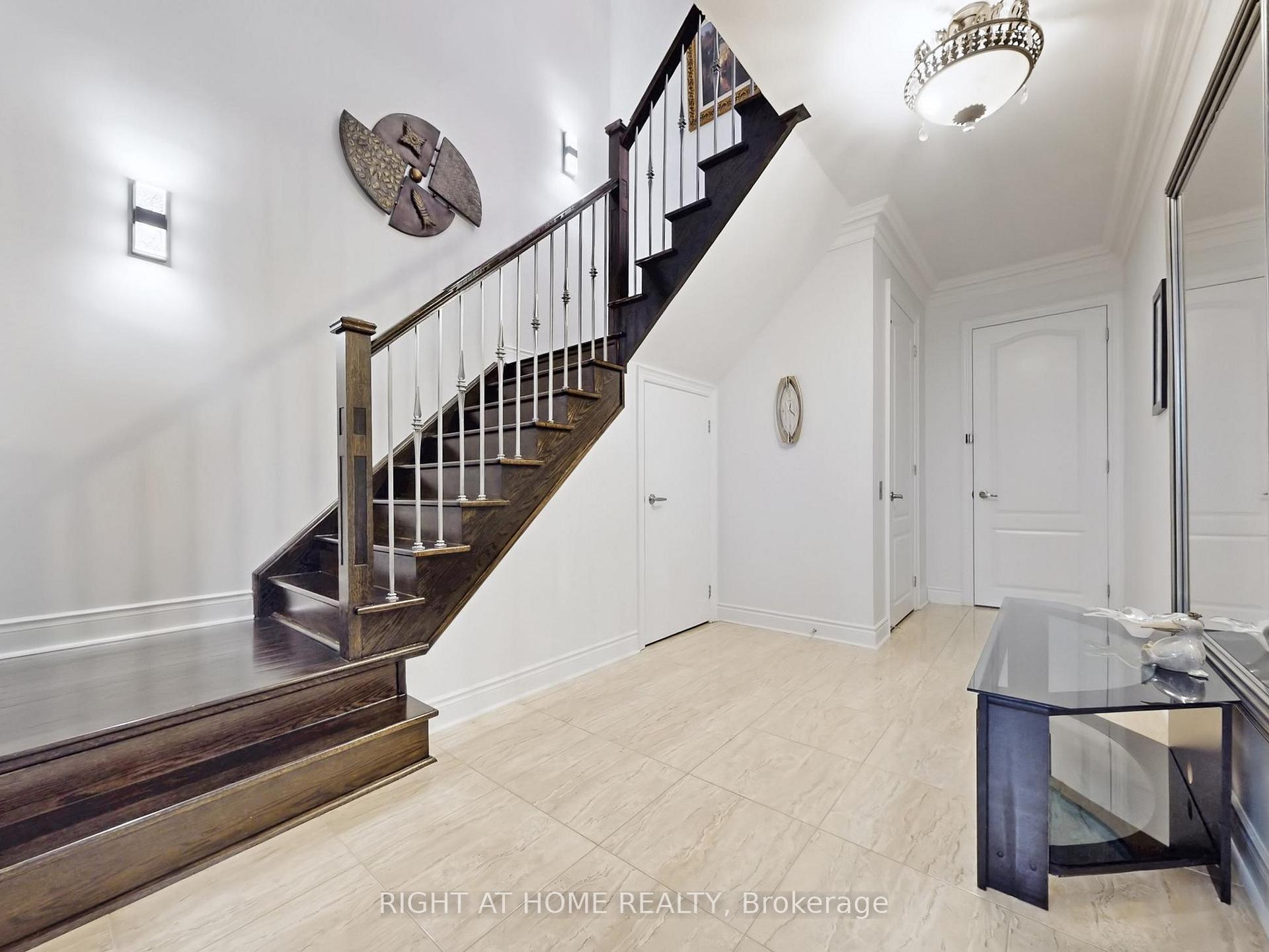 Photo 33 of 80 Puccini Drive, Richmond Hill, Oak Ridges — HOMEH