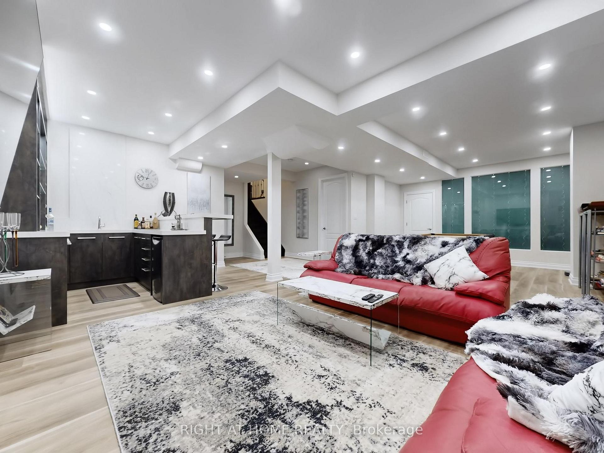 Photo 36 of 80 Puccini Drive, Richmond Hill, Oak Ridges — HOMEH