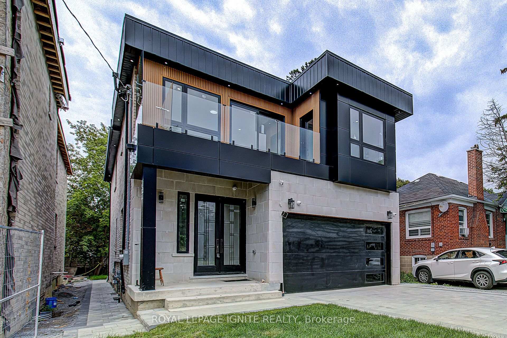 Photo 1 of 6 McCowan Road, Scarborough, Cliffcrest — HOMEH
