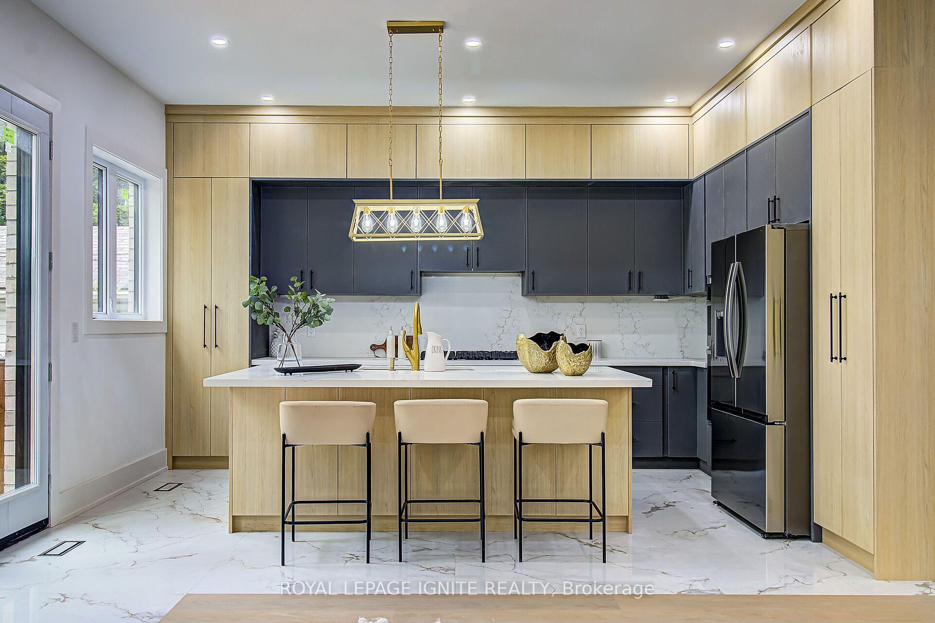 Photo 9 of 6 McCowan Road, Scarborough, Cliffcrest — HOMEH