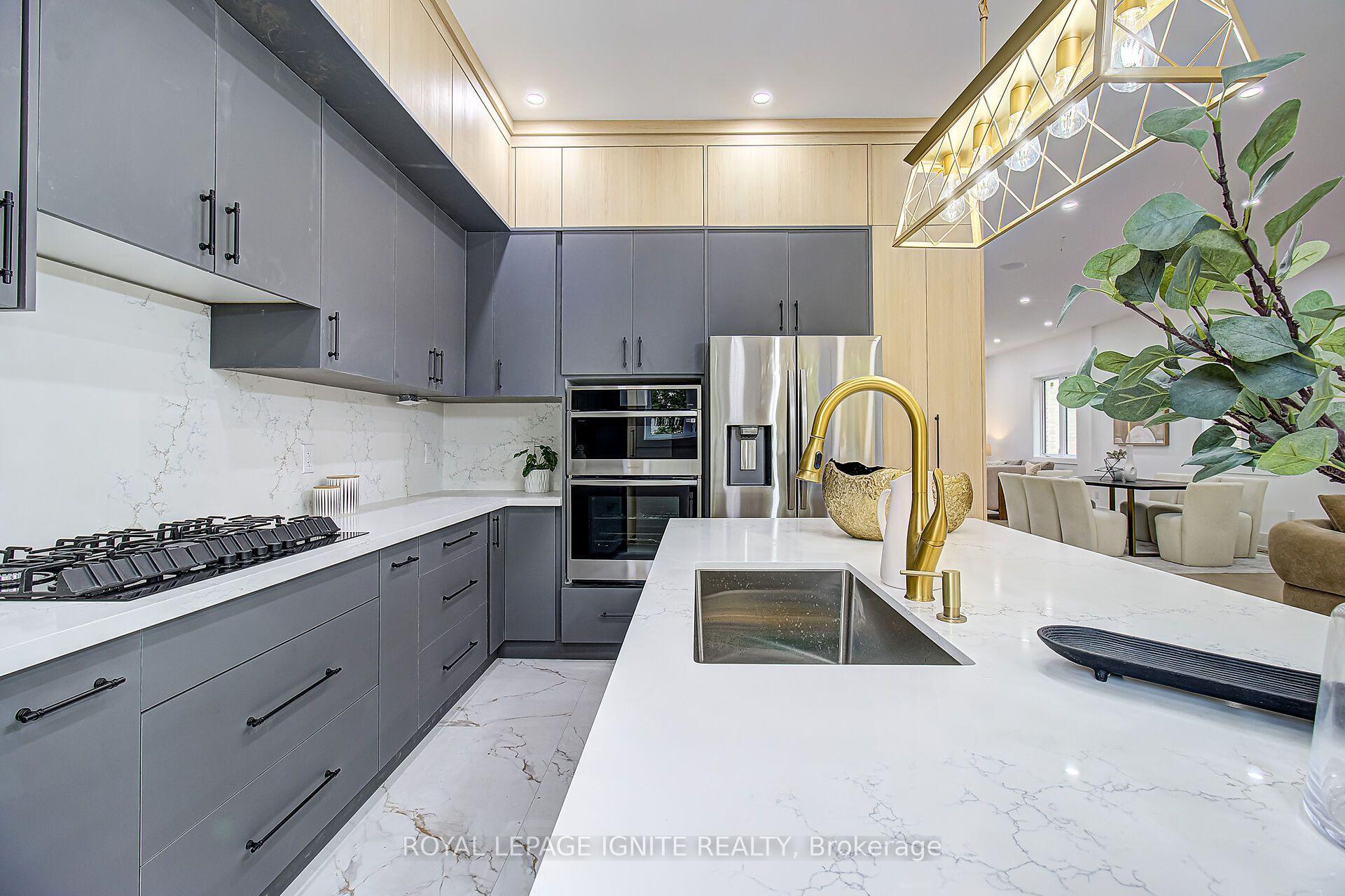 Photo 10 of 6 McCowan Road, Scarborough, Cliffcrest — HOMEH