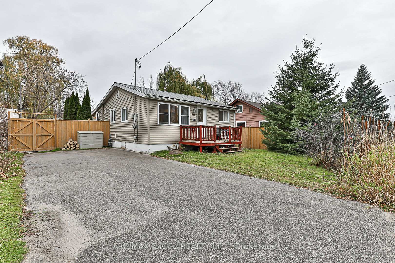 Photo 4 of 255 Parkway Avenue, Georgina, Keswick South — HOMEH