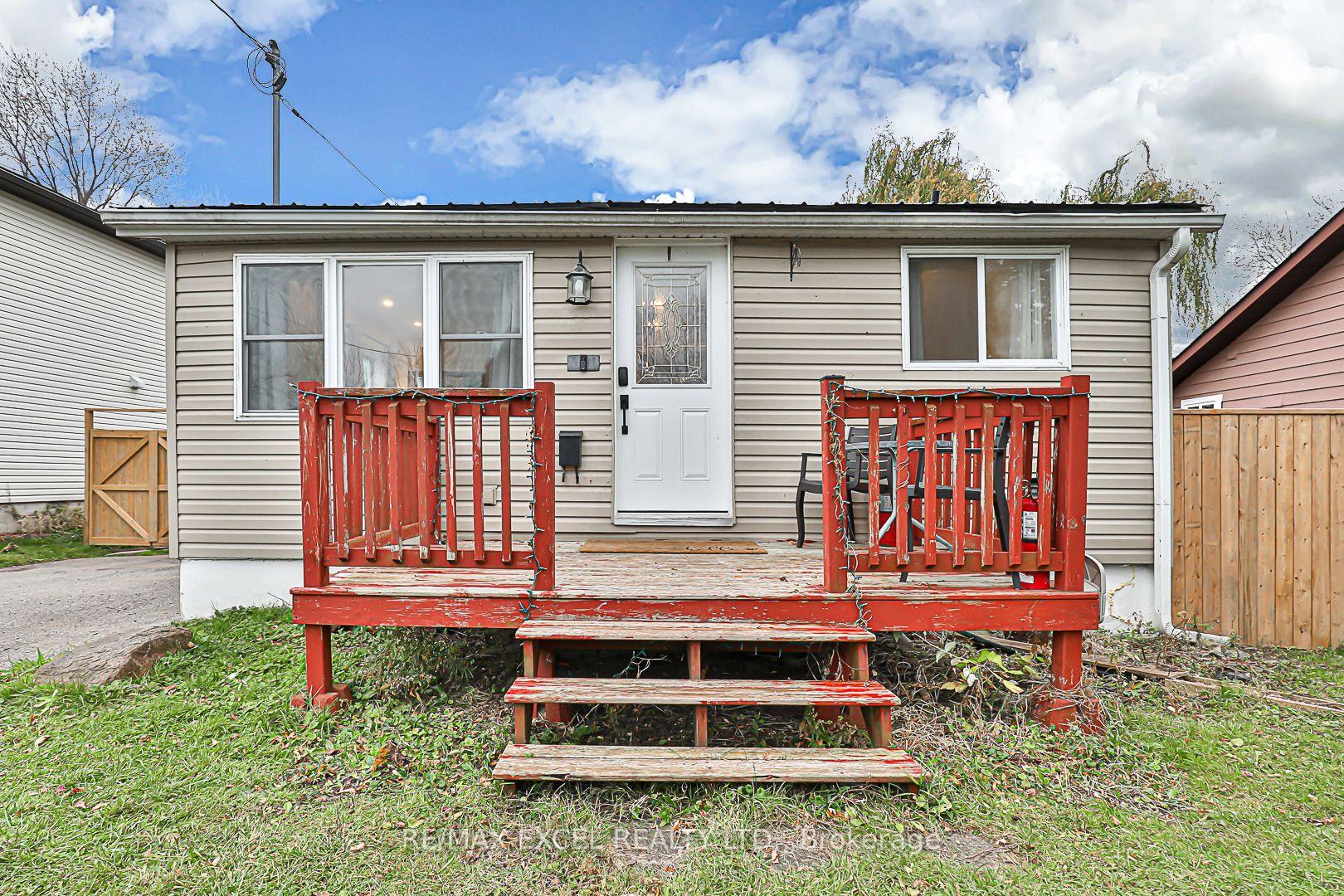 Photo 5 of 255 Parkway Avenue, Georgina, Keswick South — HOMEH