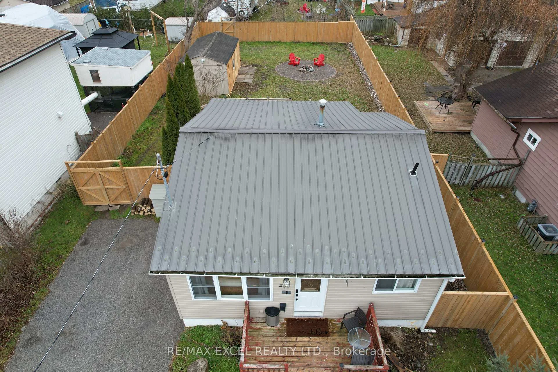 Photo 3 of 255 Parkway Avenue, Georgina, Keswick South — HOMEH