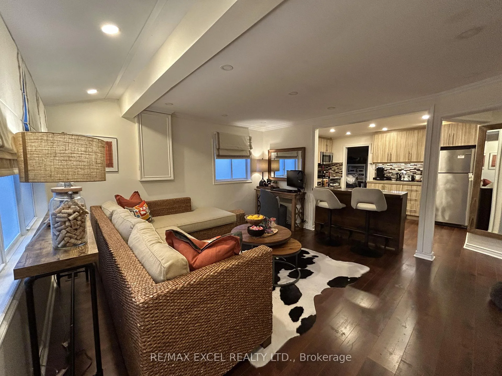 Photo 9 of 255 Parkway Avenue, Georgina, Keswick South — HOMEH