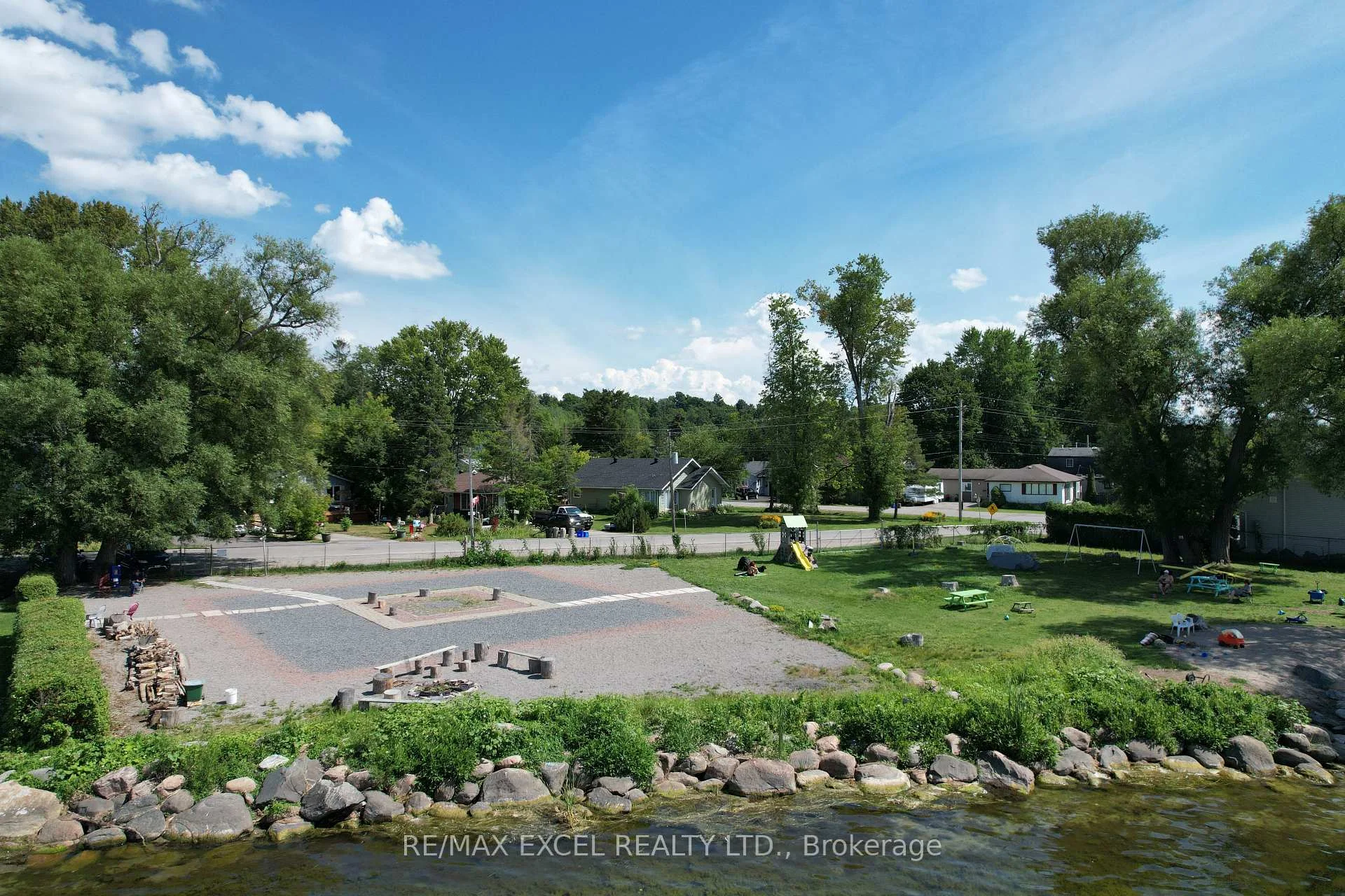 Photo 27 of 255 Parkway Avenue, Georgina, Keswick South — HOMEH