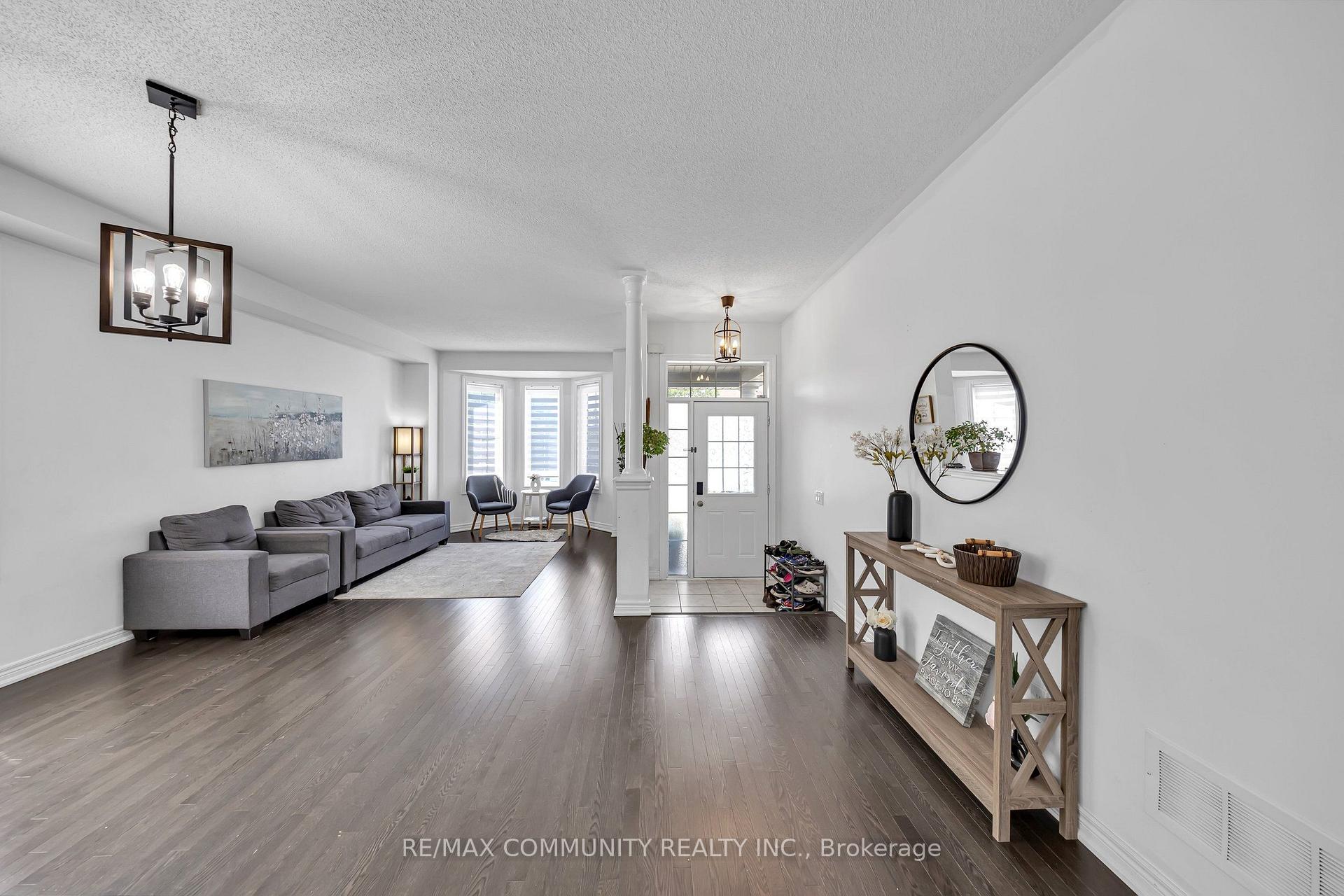 Photo 3 of 129 Mingay Avenue, Markham, Wismer — HOMEH