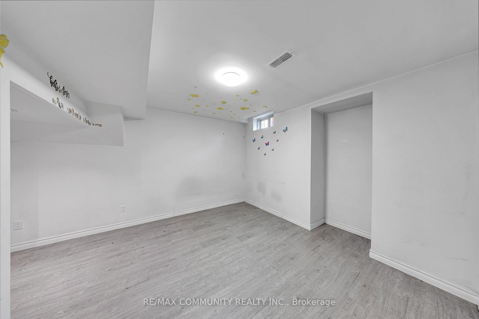 Photo 21 of 129 Mingay Avenue, Markham, Wismer — HOMEH