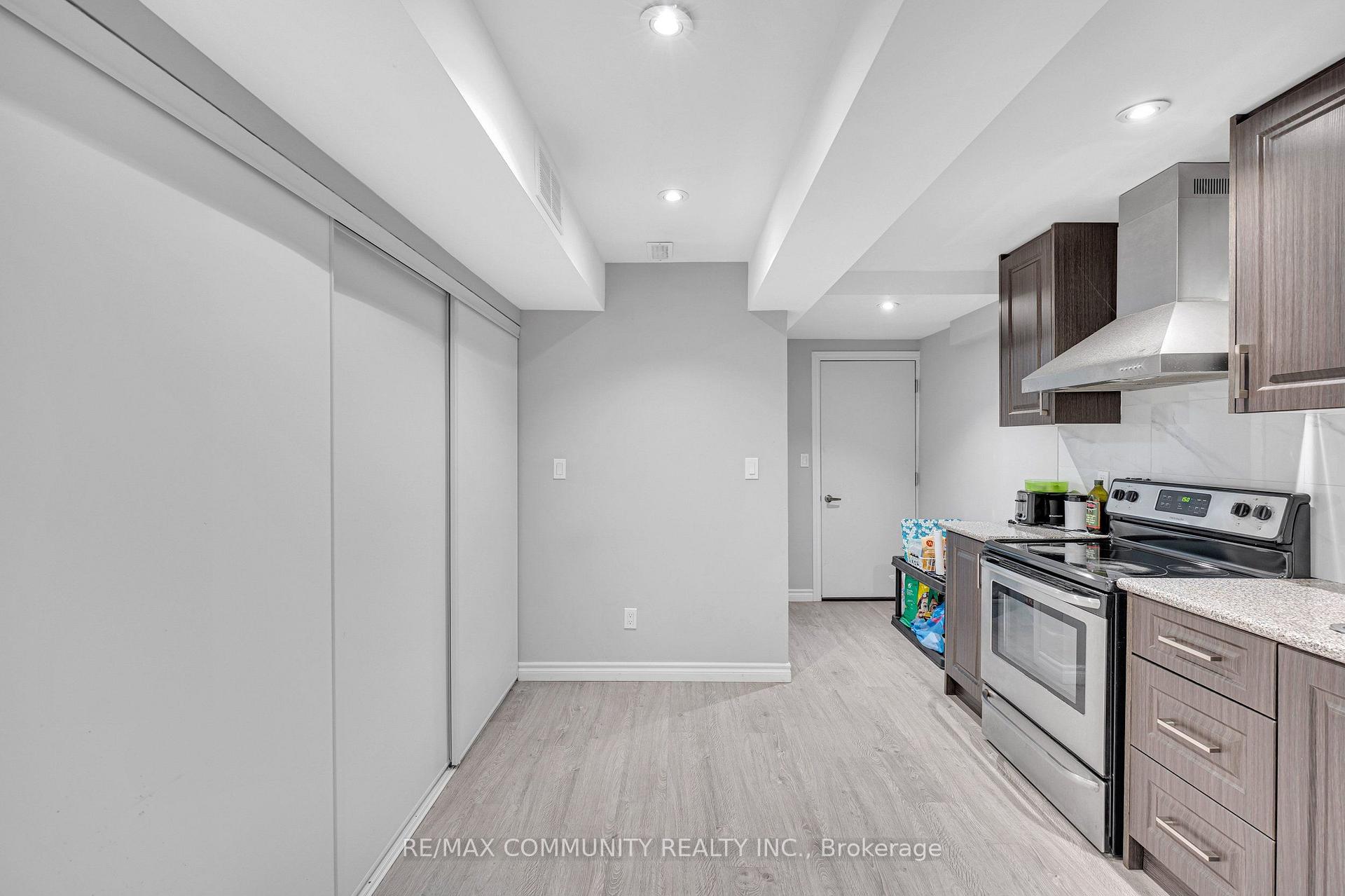 Photo 27 of 129 Mingay Avenue, Markham, Wismer — HOMEH
