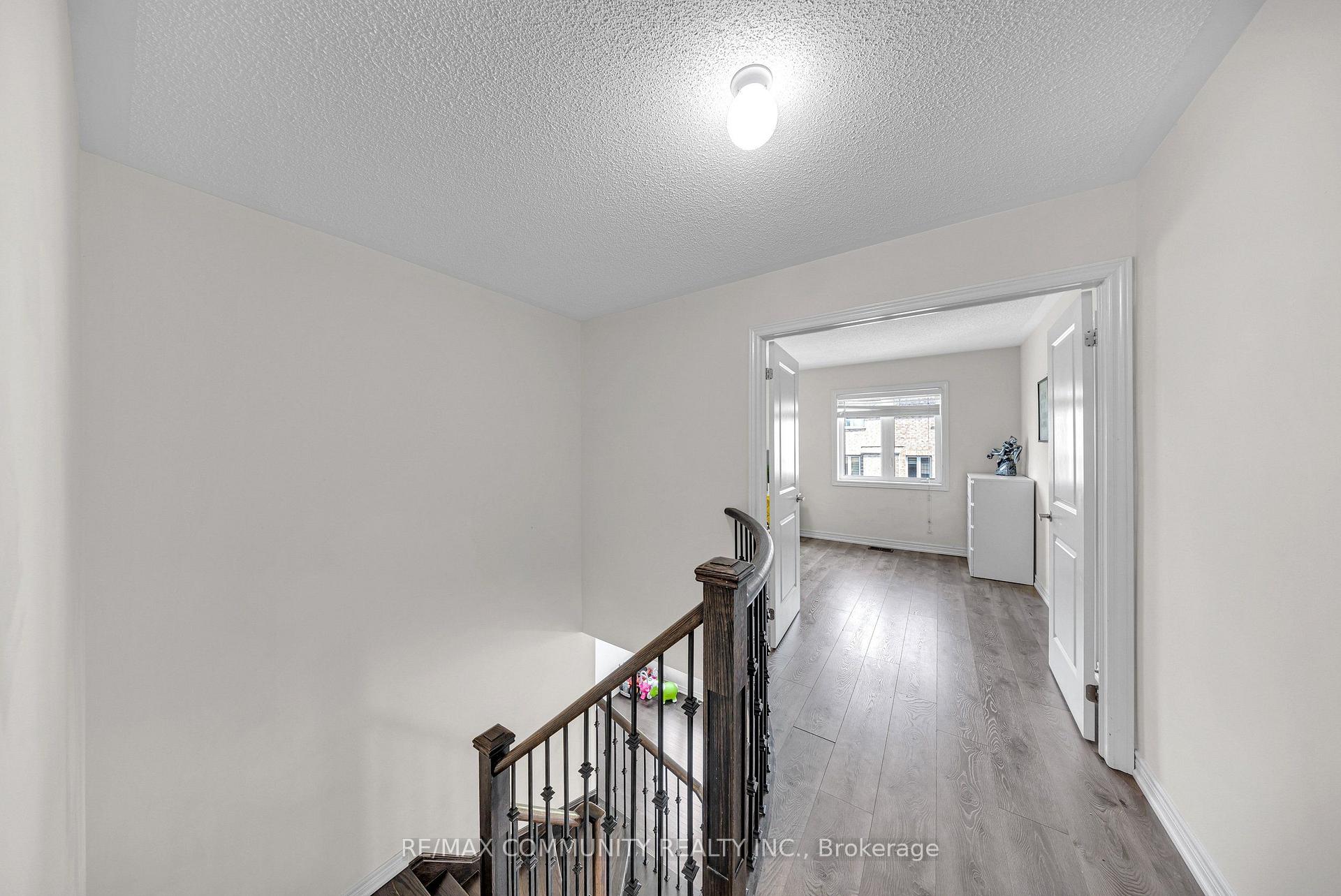Photo 31 of 129 Mingay Avenue, Markham, Wismer — HOMEH