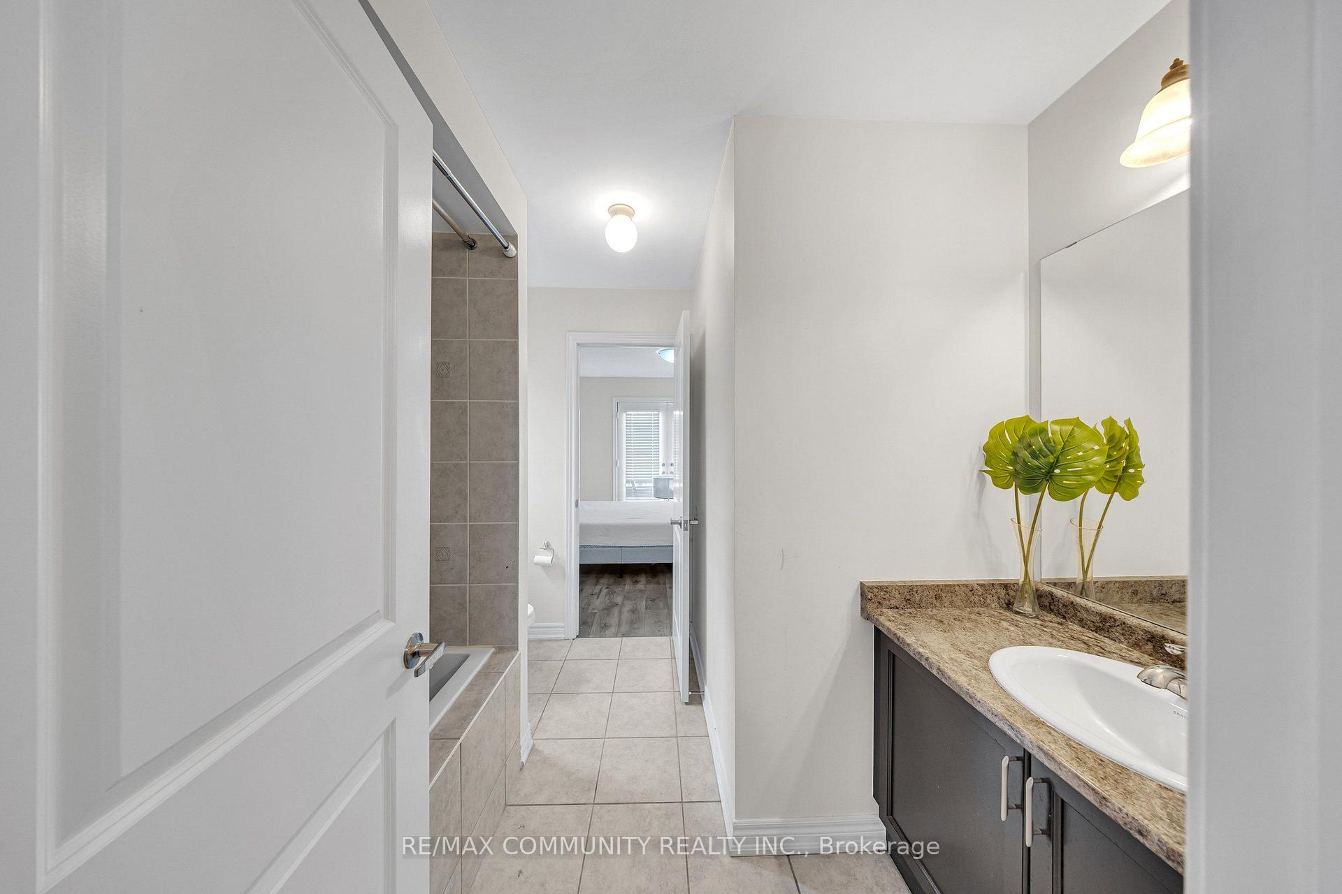 Photo 36 of 129 Mingay Avenue, Markham, Wismer — HOMEH