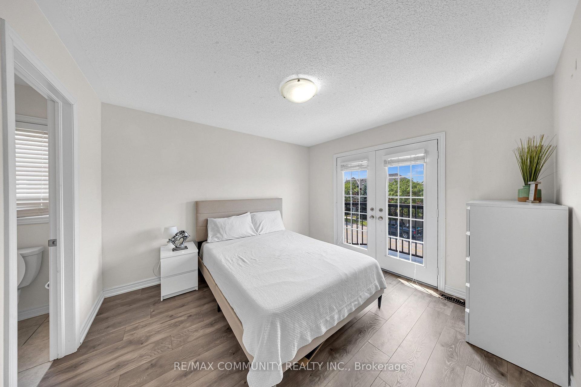 Photo 40 of 129 Mingay Avenue, Markham, Wismer — HOMEH