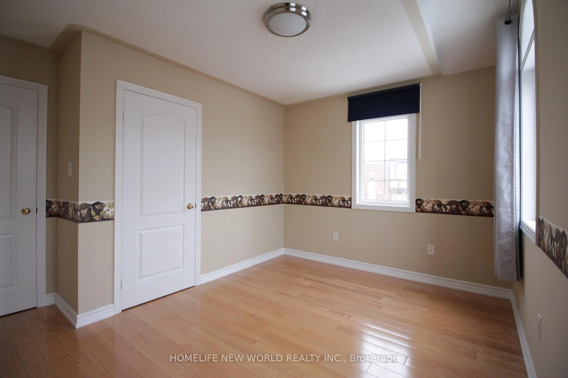 Photo 45 of 63 Southbrook Crescent, Markham, Cachet — HOMEH