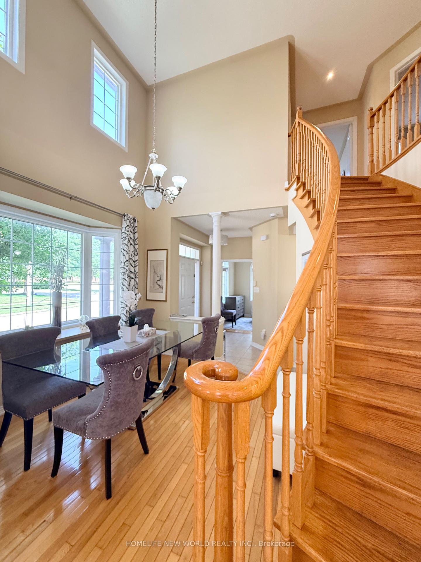 Photo 44 of 63 Southbrook Crescent, Markham, Cachet — HOMEH