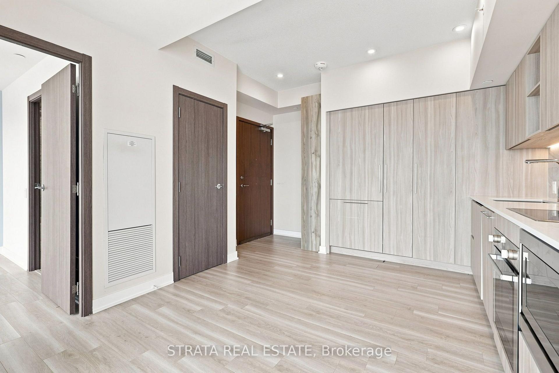 Photo 7 of Unit 4111, 19 Bathurst Street, Toronto, Niagara — HOMEH