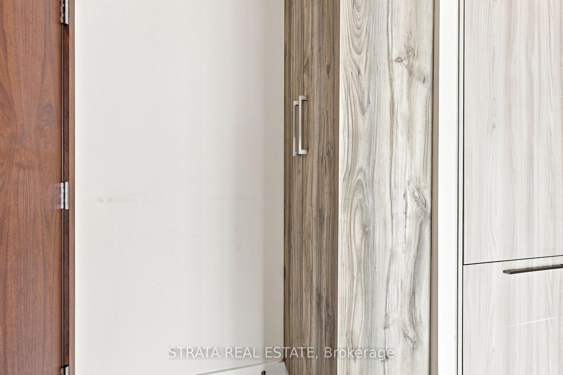Photo 8 of Unit 4111, 19 Bathurst Street, Toronto, Niagara — HOMEH