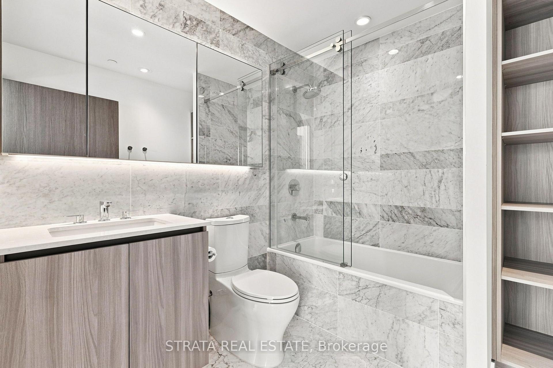 Photo 17 of Unit 4111, 19 Bathurst Street, Toronto, Niagara — HOMEH