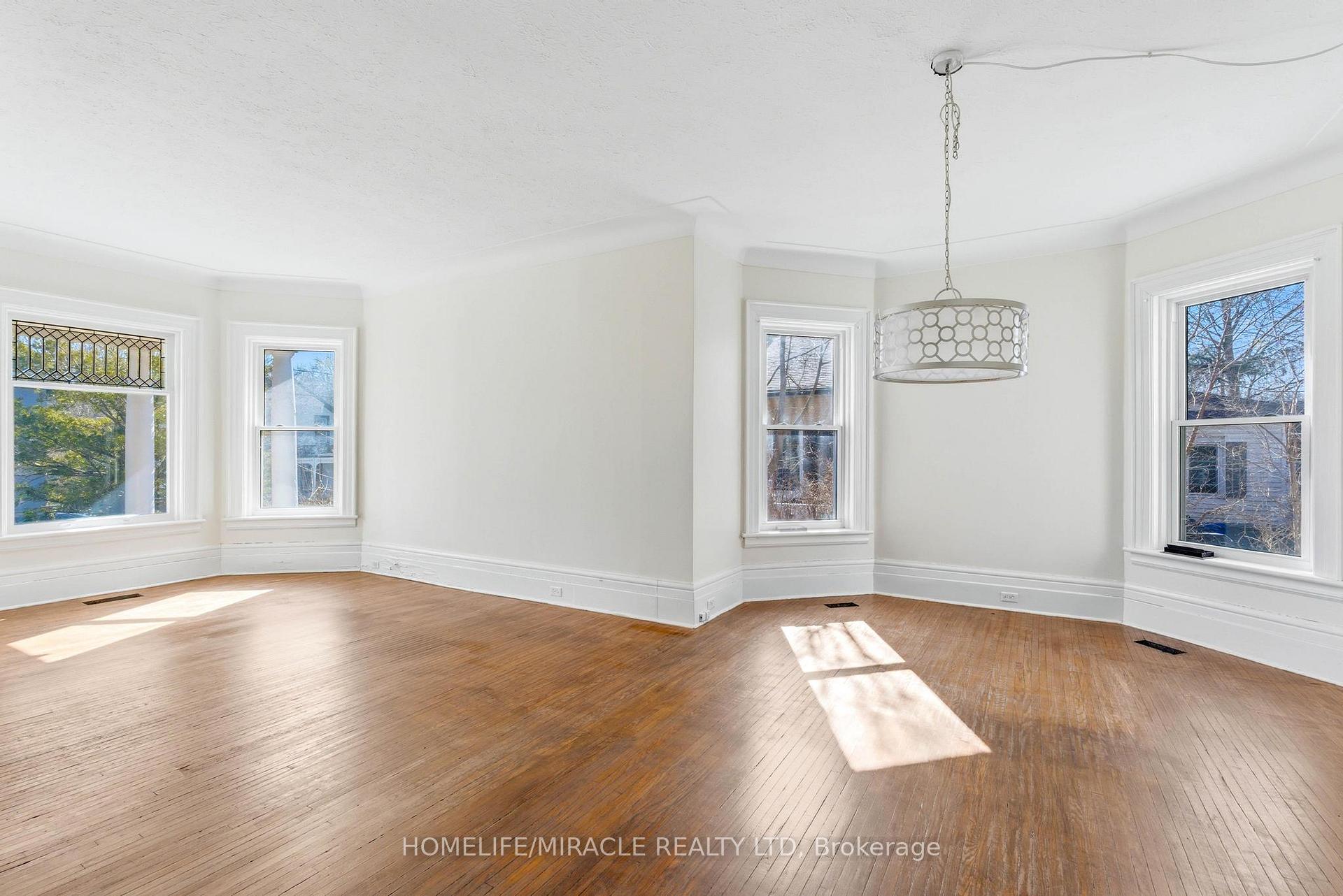 Photo 12 of 114 Frances Street, Ingersoll, Ingersoll - South — HOMEH
