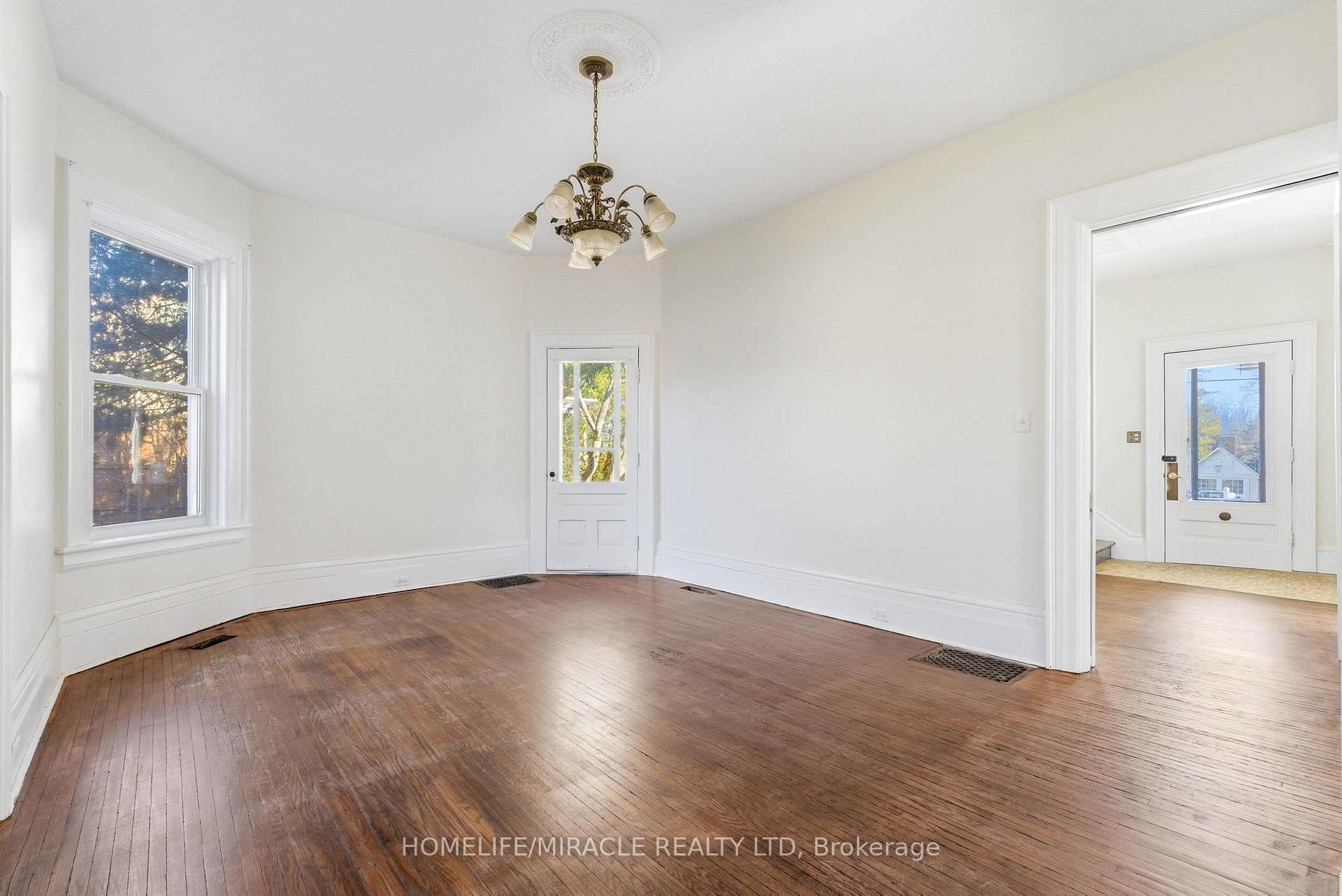 Photo 14 of 114 Frances Street, Ingersoll, Ingersoll - South — HOMEH