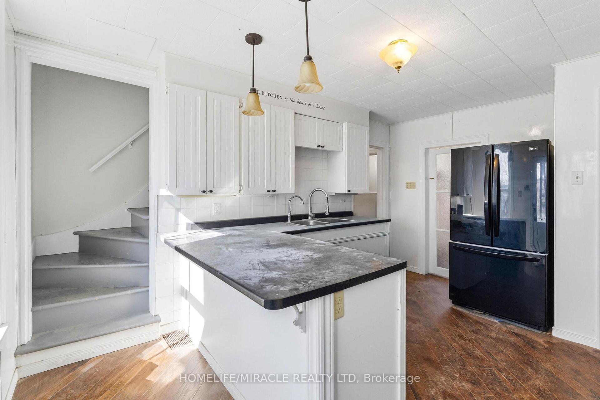 Photo 17 of 114 Frances Street, Ingersoll, Ingersoll - South — HOMEH