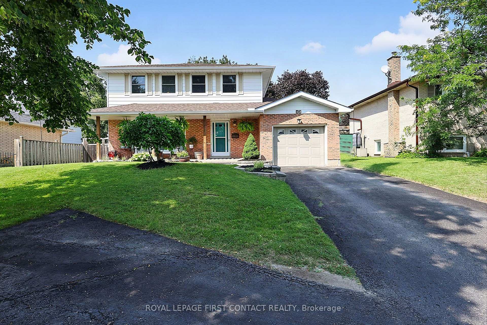 Photo 3 of 12 Davies Crescent, Barrie, Grove East — HOMEH