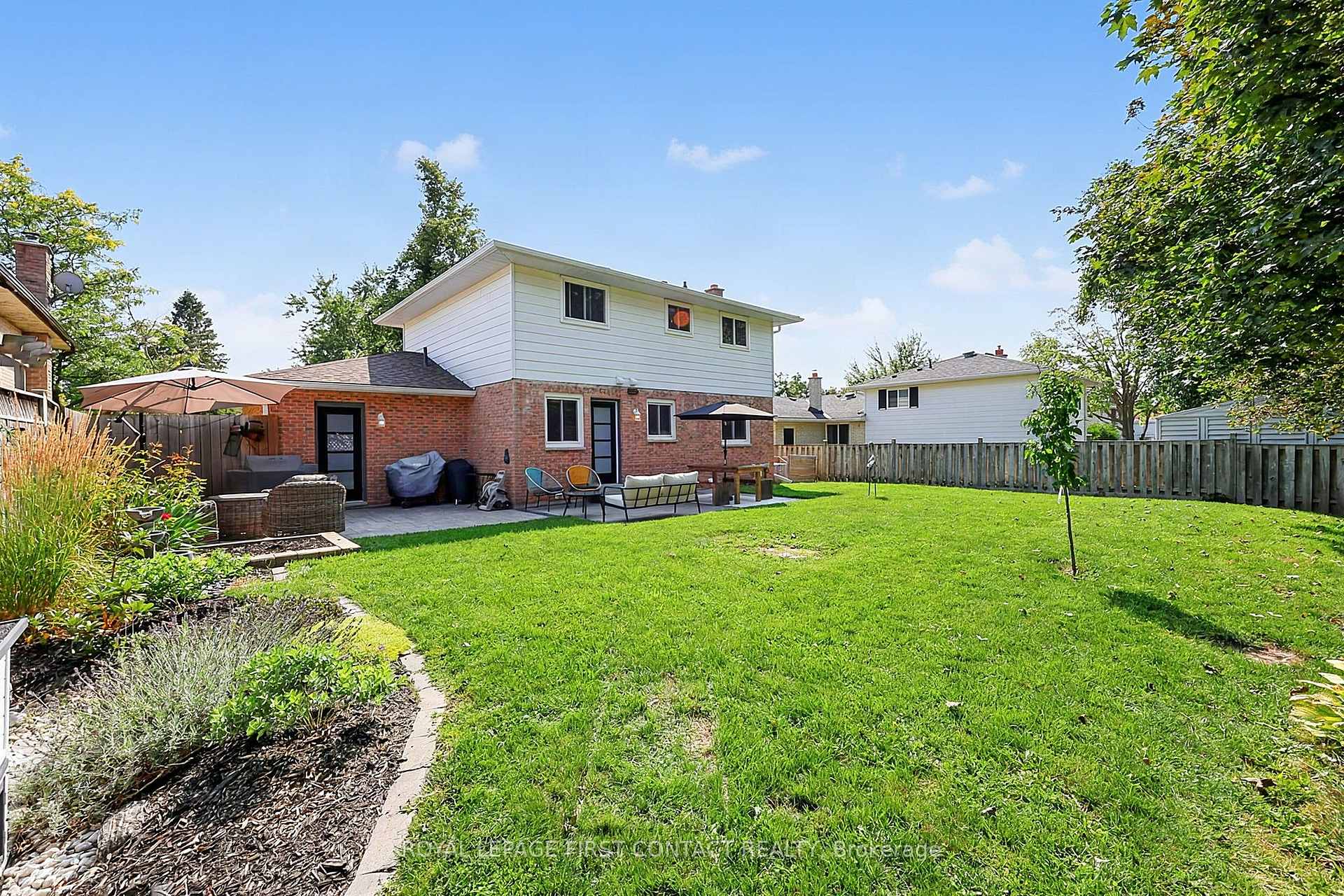 Photo 37 of 12 Davies Crescent, Barrie, Grove East — HOMEH