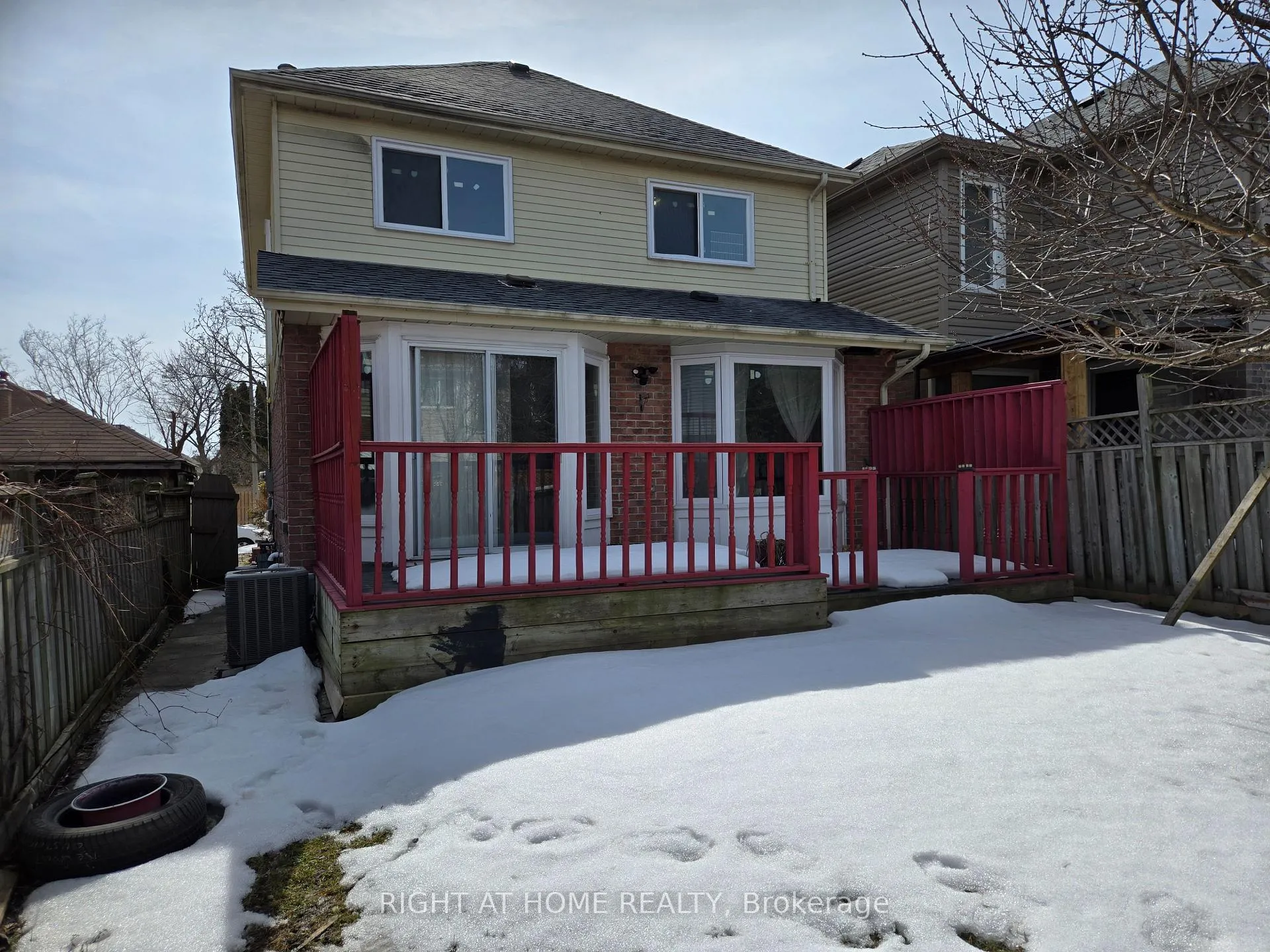 Photo 2 of 1073 Rathmore Crescent, Pickering, Liverpool — HOMEH